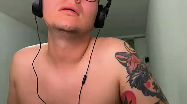 unoxestres online show from February 18, 2025, 4:48 am