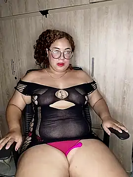 Snapshot of Day_Uzumaki chatting on November 2, 2025, 6:40 am Day Uzumaki online show from November 2, 2025, 6:40 am