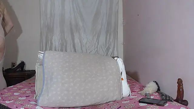 Snapshot of hazisabel chatting on July 15, 2026, 2:51 am hazisabel online show from July 15, 2026, 2:51 am