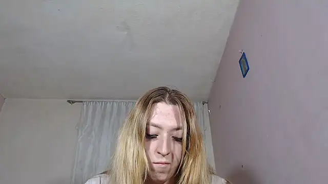 Snapshot of hazisabel chatting on June 19, 2026, 2:39 am hazisabel online show from June 19, 2026, 2:39 am