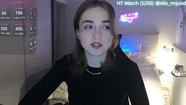 Miss Aliannaa online show from March 9, 2025, 8:21 pm