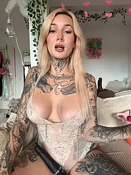 Snapshot of Stella-Kink chatting on September 11, 2025, 1:22 pm Stella-Kink online show from September 11, 2025, 1:22 pm