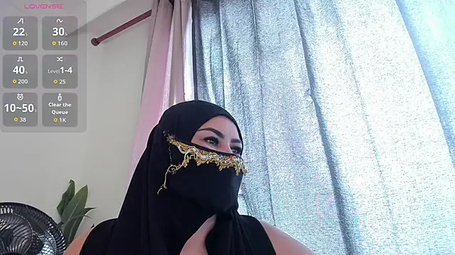 Amina hafsa online show from April 23, 2026, 7:48 pm