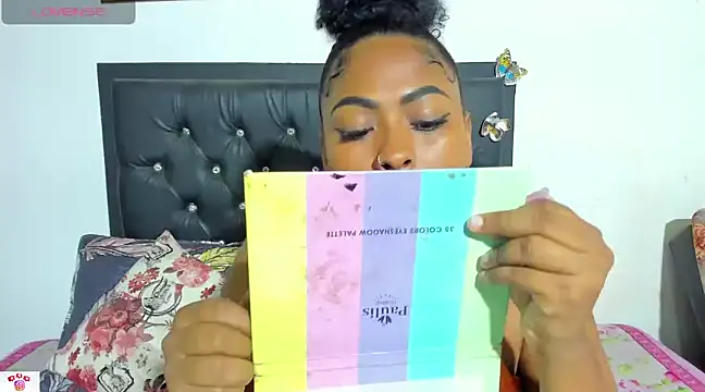 miss-jackson1 online show from December 24, 2024, 10:33 am