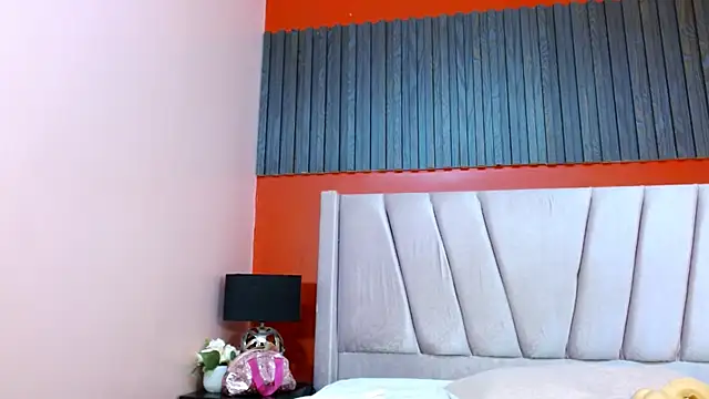 Snapshot of VeronicaRobles chatting on September 13, 2025, 7:14 pm VeronicaRobles online show from September 13, 2025, 7:14 pm