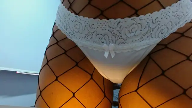 Snapshot of VeronicaRobles chatting on December 21, 2024, 5:07 pm VeronicaRobles online show from December 21, 2024, 5:07 pm