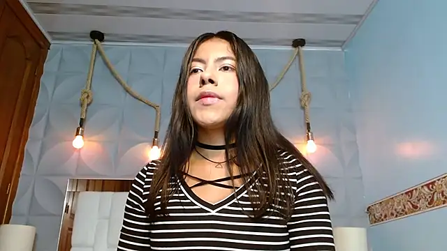 Snapshot of VeronicaRobles chatting on January 4, 2025, 4:54 pm VeronicaRobles online show from January 4, 2025, 4:54 pm