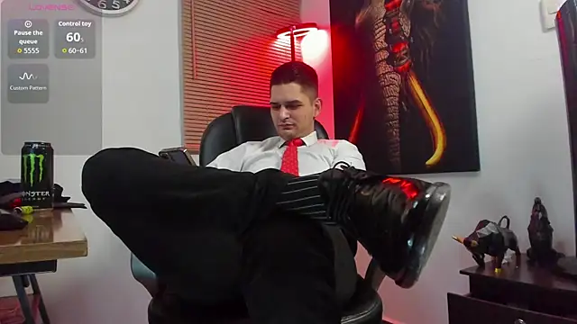 Nicolas Fellener online show from September 13, 2025, 5:29 am