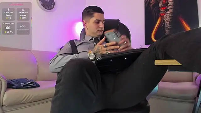 Snapshot of Nicolas_Fellener chatting on February 6, 2026, 3:57 am Nicolas Fellener online show from February 6, 2026, 3:57 am