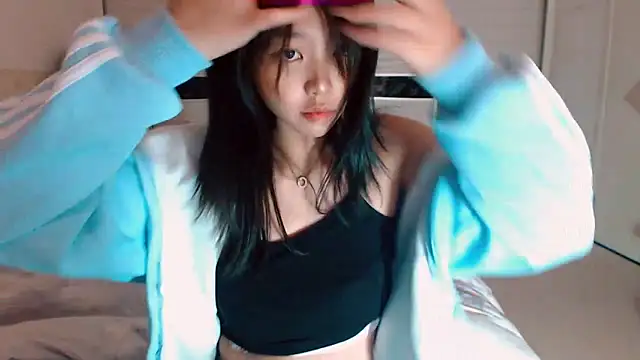 Snapshot of -Lucky_Girl chatting on November 4, 2025, 2:26 am -Lucky Girl online show from November 4, 2025, 2:26 am