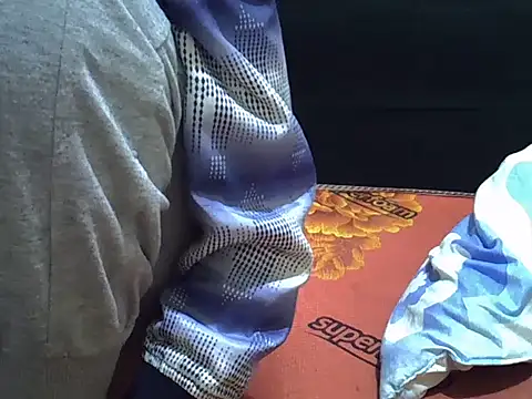 sweet veee online show from December 5, 2025, 6:56 am