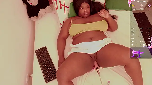 Jhoxy M online show from February 7, 2026, 7:33 pm