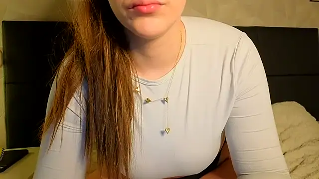 Sweetninaaa online show from April 14, 2026, 6:40 am