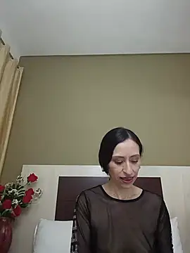 Snapshot of AliceRossi chatting on July 27, 2026, 1:07 pm AliceRossi online show from July 27, 2026, 1:07 pm