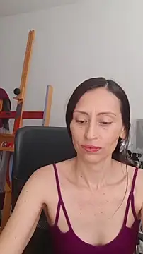 Snapshot of AliceRossi chatting on November 12, 2025, 3:05 pm AliceRossi online show from November 12, 2025, 3:05 pm