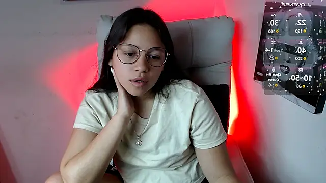 Snapshot of SamanthaRoldaan chatting on February 27, 2025, 5:26 pm SamanthaRoldaan online show from February 27, 2025, 5:26 pm