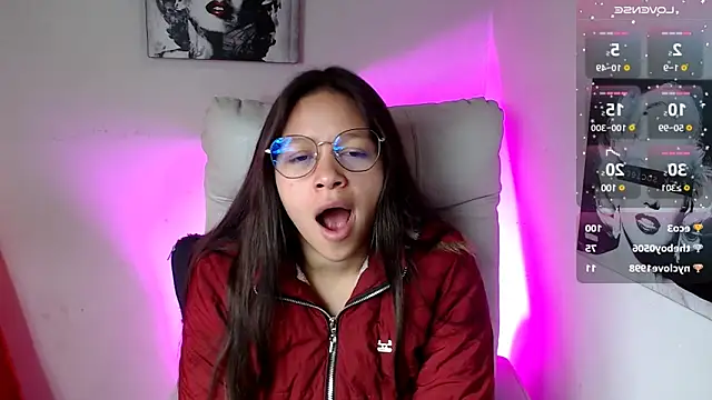 Snapshot of SamanthaRoldaan chatting on March 12, 2025, 4:13 pm SamanthaRoldaan online show from March 12, 2025, 4:13 pm