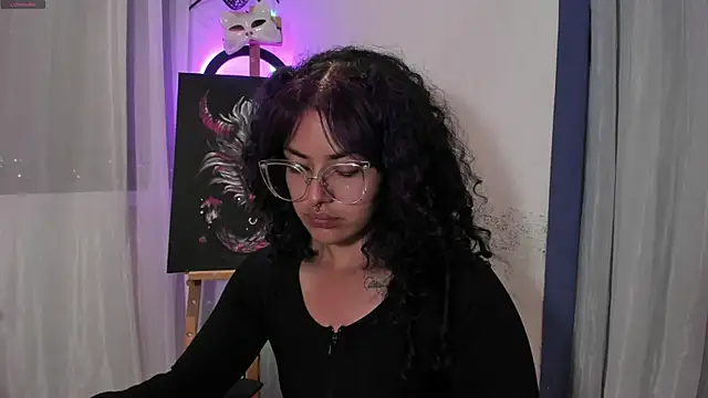 Snapshot of witchviolet chatting on February 9, 2025, 11:46 pm witchviolet online show from February 9, 2025, 11:46 pm