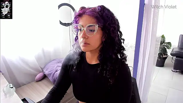 Snapshot of witchviolet chatting on January 31, 2025, 9:16 pm witchviolet online show from January 31, 2025, 9:16 pm