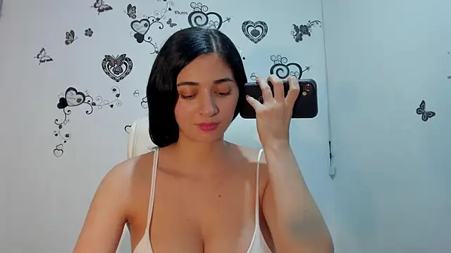 Linisprincehot69 online show from November 3, 2025, 6:07 am