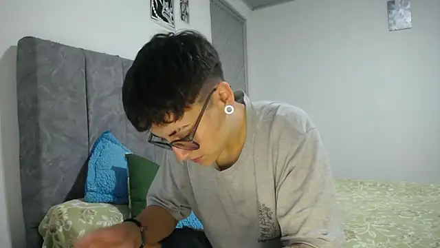 linda 33 online show from February 20, 2026, 11:06 pm