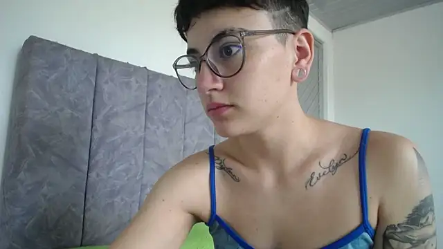 linda 33 online show from March 14, 2026, 12:33 pm