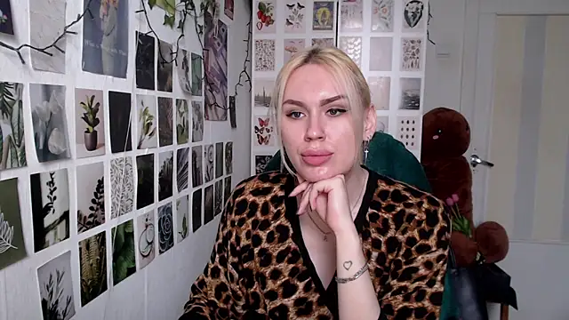 CapriScorpion online show from April 4, 2026, 11:39 am