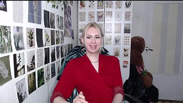 Snapshot of CapriScorpion chatting on June 6, 2026, 11:26 am CapriScorpion online show from June 6, 2026, 11:26 am