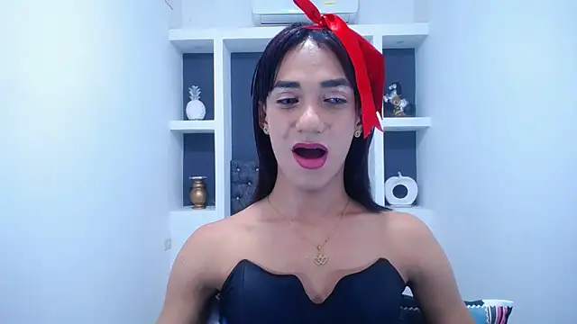 Snapshot of KatrinaQueen1 chatting on March 18, 2025, 3:12 pm KatrinaQueen1 online show from March 18, 2025, 3:12 pm