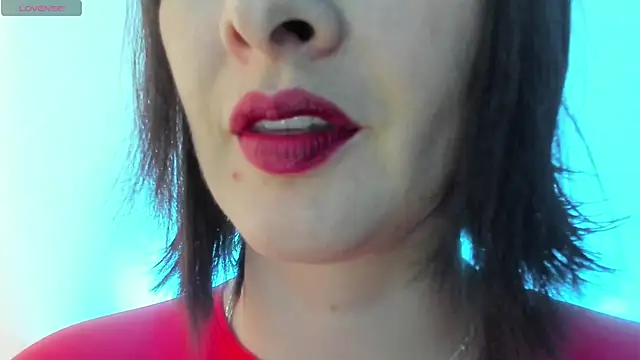 queen fetish online show from November 17, 2025, 9:52 pm