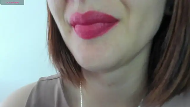 queen fetish online show from March 16, 2026, 3:26 pm