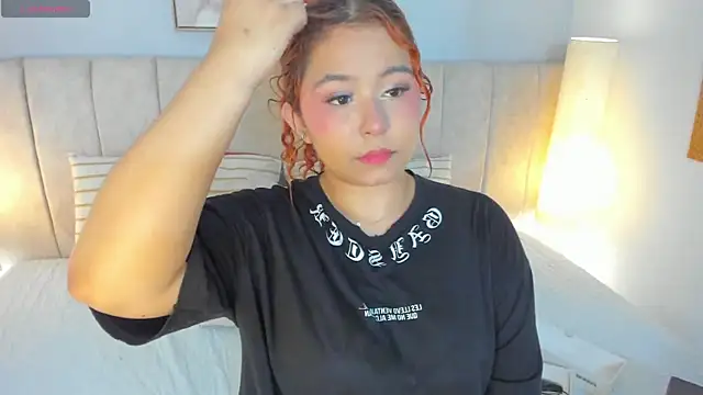 Atenea cuteee online show from April 10, 2026, 2:29 am