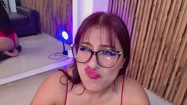 evelynjohnsoon online show from January 8, 2026, 1:28 pm