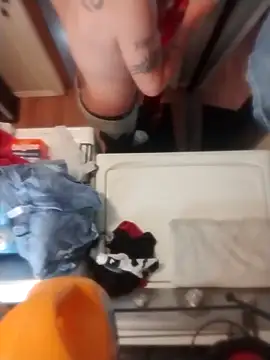 prettyboi6992 online show from February 23, 2026, 5:24 pm