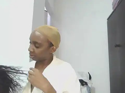 Snapshot of Sexxybella27 chatting on November 5, 2025, 8:12 pm Sexxybella27 online show from November 5, 2025, 8:12 pm