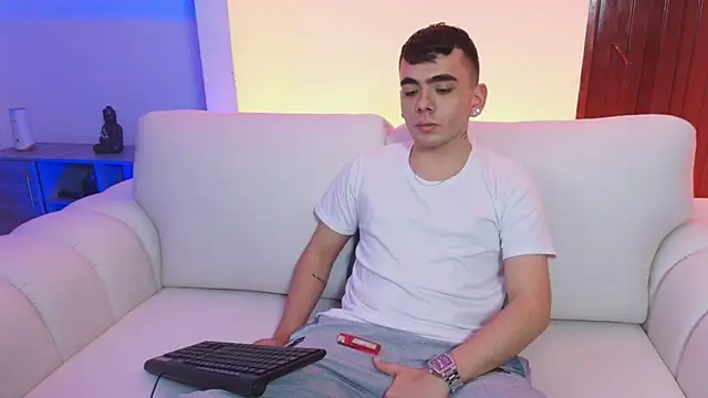 Jey keler1 online show from September 23, 2025, 11:01 pm