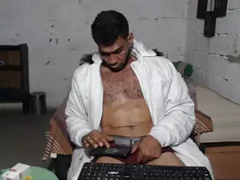 erik alexander online show from February 8, 2025, 6:22 am