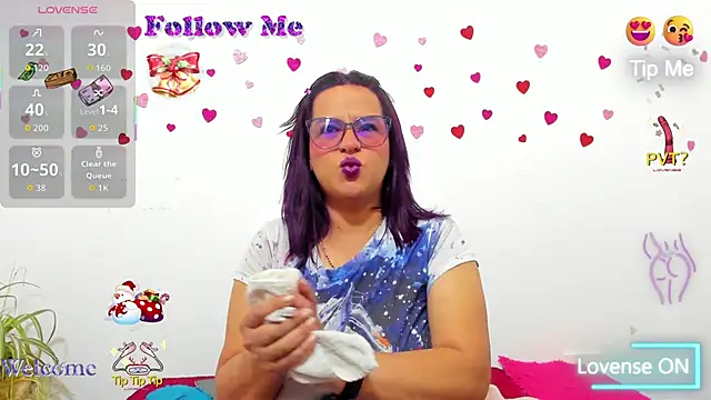 Snapshot of hazel_34 chatting on November 27, 2025, 8:37 am hazel 34 online show from November 27, 2025, 8:37 am