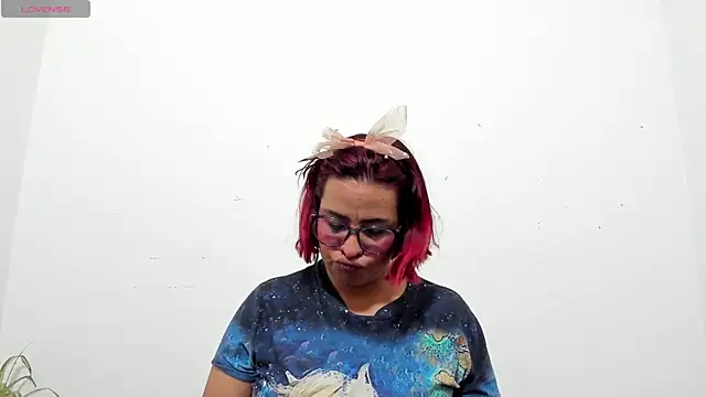 hazel 34 online show from March 31, 2026, 8:49 am