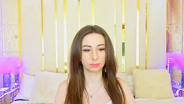 KimmmLi online show from May 27, 2026, 11:06 am