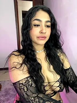 Snapshot of Charlotte_cutee18 chatting on September 11, 2025, 10:21 pm Charlotte cutee18 online show from September 11, 2025, 10:21 pm