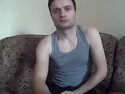 suarez1235 online show from February 14, 2026, 10:59 am