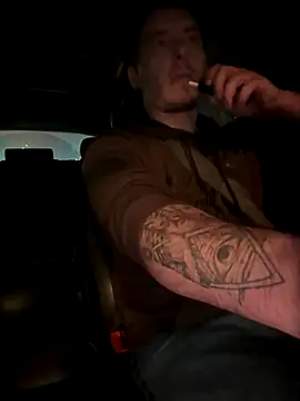 KristiDan online show from December 2, 2025, 4:19 pm