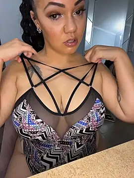 DestineeJayde online show from October 16, 2025, 5:16 am