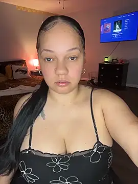 DestineeJayde online show from April 22, 2026, 5:14 am