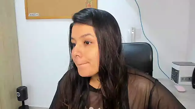 Snapshot of miaa_daniels chatting on March 1, 2025, 4:33 pm miaa daniels online show from March 1, 2025, 4:33 pm