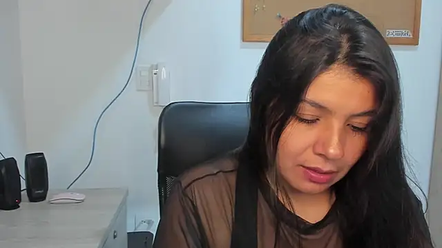 Snapshot of miaa_daniels chatting on March 14, 2025, 2:08 pm miaa daniels online show from March 14, 2025, 2:08 pm
