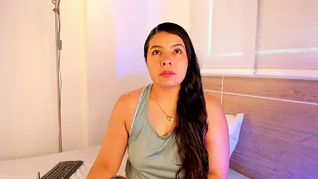 Snapshot of miaa_daniels chatting on May 23, 2026, 4:28 pm miaa daniels online show from May 23, 2026, 4:28 pm