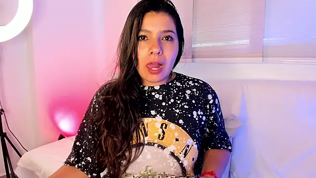 Snapshot of miaa_daniels chatting on February 22, 2026, 6:09 pm miaa daniels online show from February 22, 2026, 6:09 pm