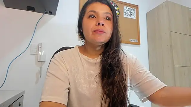 Snapshot of miaa_daniels chatting on March 15, 2025, 6:54 pm miaa daniels online show from March 15, 2025, 6:54 pm